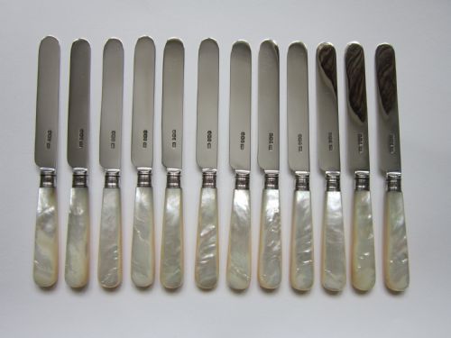 ANTIQUE VICTORIAN STERLING SILVER MOTHER OF PEARL DESSERT CUTLERY SET - ADDITIONAL PHOTO 4
