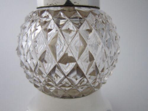 ANTIQUE EDWARDIAN STERLING SILVER GLASS PEPPER GRINDER 1910 - ADDITIONAL PHOTO 2