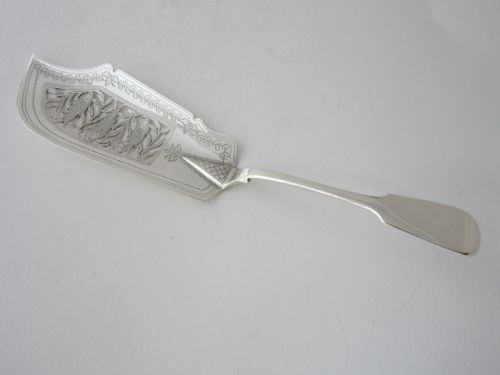 antique victorian sterling silver fiddle pattern fish slice 1840 - CATEGORY: ANTIQUE SILVER - DATED VICTORIAN