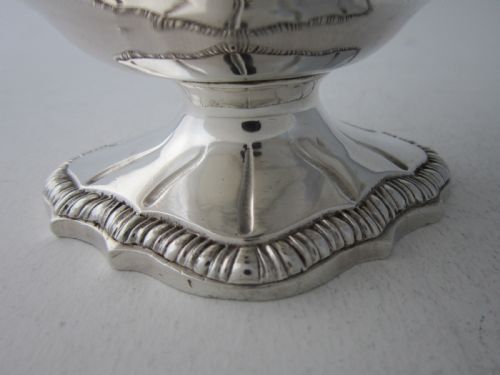 ANTIQUE GEORGE III STERLING SILVER SAUCE BOATS 1768 - ADDITIONAL PHOTO 7