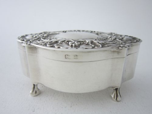 ANTIQUE EDWARDIAN STERLING SILVER TRINKET BOX 1904 - ADDITIONAL PHOTO 1