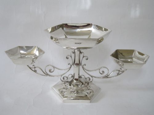ANTIQUE EDWARDIAN STERLING SILVER TABLE CENTREPIECE 1910 - ADDITIONAL PHOTO 3