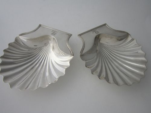 PAIR OF ANTIQUE GEORGE III STERLING SILVER BUTTER SHELLSDISHES 1795 - ADDITIONAL PHOTO 5
