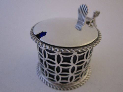 ANTIQUE VICTORIAN STERLING SILVER MUSTARD POT 1897 - ADDITIONAL PHOTO 1