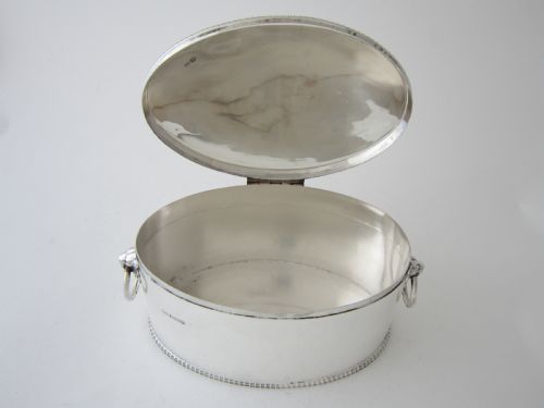 ANTIQUE GEORGE V STERLING SILVER BISCUIT BOX 1919 - ADDITIONAL PHOTO 8