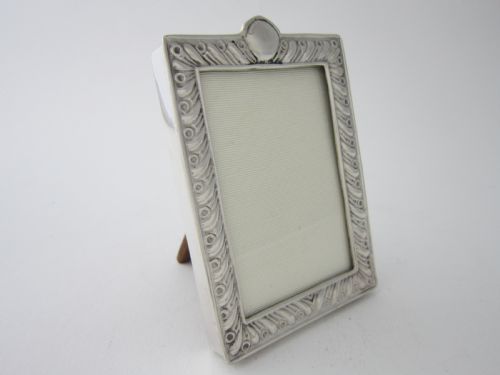 ANTIQUE VICTORIAN STERLING SILVER PHOTOGRAPH FRAME 1891 - ADDITIONAL PHOTO 3