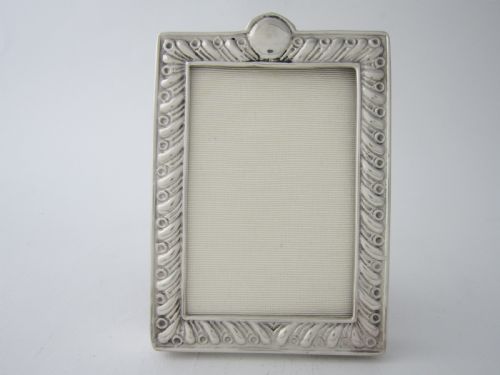 ANTIQUE VICTORIAN STERLING SILVER PHOTOGRAPH FRAME 1891 - ADDITIONAL PHOTO 4
