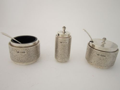 ELIZABETH II STERLING SILVER CONDIMENT SET 1969 - ADDITIONAL PHOTO 2