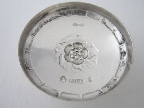 GEORG JENSEN ANTIQUE STERLING SILVER PILL BOX 1922 - ADDITIONAL PHOTO 2