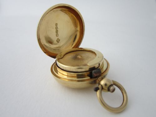 18ct gold antique george v sovereign case 1912 - CATEGORY: ANTIQUE METAL - DATED 1910