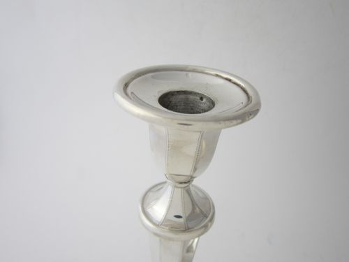 PAIR OF ANTIQUE GEORGE V STERLING SILVER CANDLESTICKS 1922 - ADDITIONAL PHOTO 2