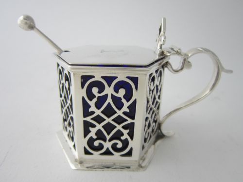 antique victorian sterling silver mustard pot 1844 - CATEGORY: ANTIQUE SILVER - DATED 1800
