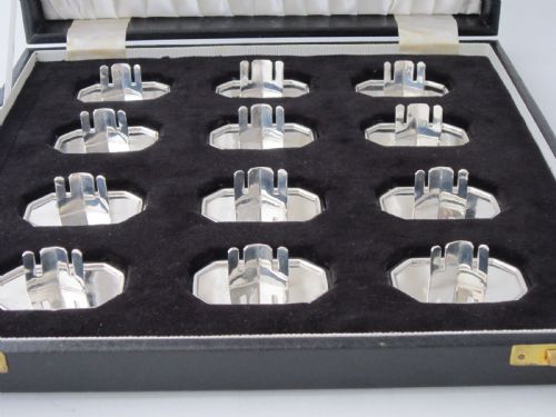 set of 12 elizabeth ii sterling silver place card holders 1961 - CATEGORY: ANTIQUE SILVER - DATED 1960