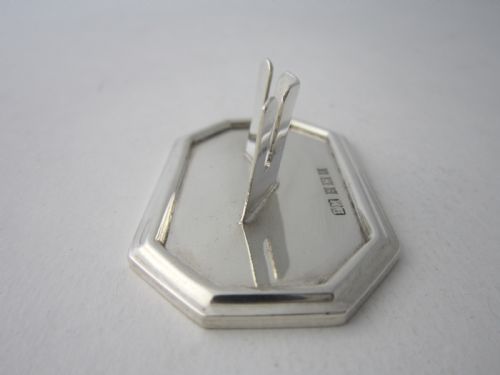 SET OF 12 ELIZABETH II STERLING SILVER PLACE CARD HOLDERS 1961 - ADDITIONAL PHOTO 6