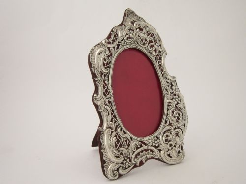 10 ANTIQUE VICTORIAN STERLING SILVER PHOTO FRAME 1895 - ADDITIONAL PHOTO 3
