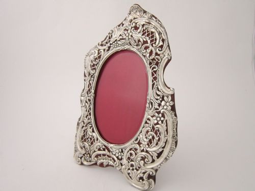 10 ANTIQUE VICTORIAN STERLING SILVER PHOTO FRAME 1895 - ADDITIONAL PHOTO 9