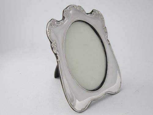 ANTIQUE EDWARDIAN STERLING SILVER PHOTO FRAME 1910 - ADDITIONAL PHOTO 5