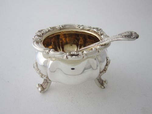 HEAVY ANTIQUE VICTORIAN STERLING SILVER SALT CELLAR 1838