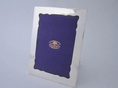 ANTIQUE EDWARDIAN STERLING SILVER PHOTO FRAME 1908 - ADDITIONAL PHOTO 1