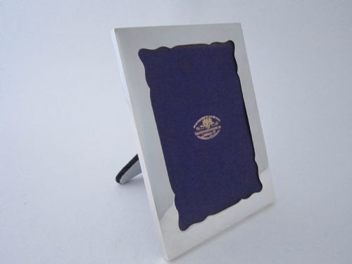 ANTIQUE EDWARDIAN STERLING SILVER PHOTO FRAME 1908 - ADDITIONAL PHOTO 4