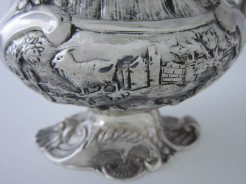 ANTIQUE VICTORIAN STERLING SILVER CREAM JUG 1890 - ADDITIONAL PHOTO 4