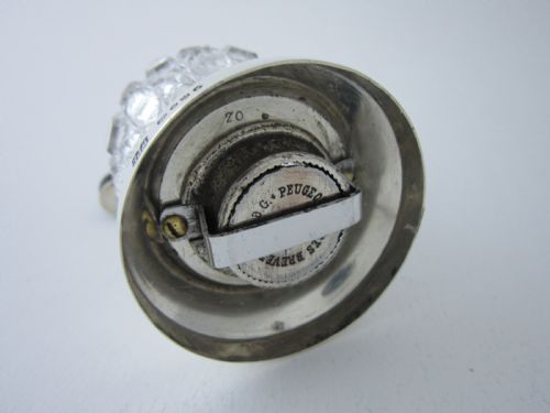 ANTIQUE VICTORIAN STERLING SILVER GLASS PEPPER GRINDER 1887 - ADDITIONAL PHOTO 3