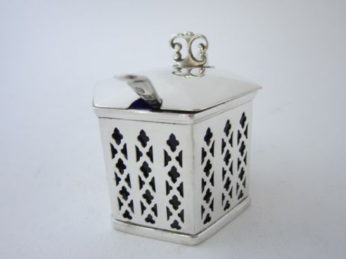 ANTIQUE VICTORIAN STERLING SILVER MUSTARD POT 1847 - ADDITIONAL PHOTO 1
