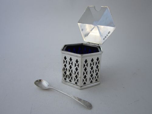 ANTIQUE VICTORIAN STERLING SILVER MUSTARD POT 1847 - ADDITIONAL PHOTO 3