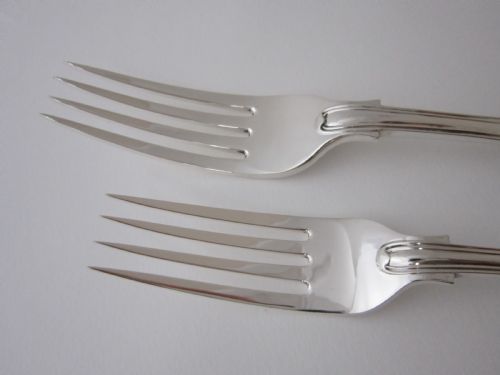 ANTIQUE VICTORIAN STERLING SILVER CANTEEN OF KINGS PATTERN CUTLERY - ADDITIONAL PHOTO 12