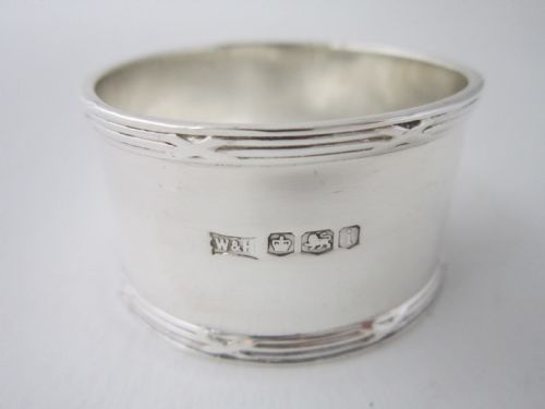 ANTIQUE GEORGE V STERLING SILVER RIBBON REED NAPKIN RING 1926 - ADDITIONAL PHOTO 3