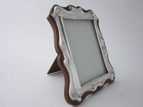 ANTIQUE EDWARDIAN STERLING SILVER PHOTOGRAPH FRAME 1904 - ADDITIONAL PHOTO 3