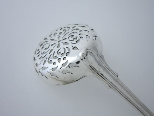 ANTIQUE VICTORIAN STERLING SILVER FIDDLE THREAD SIFTER SPOON 1849 - ADDITIONAL PHOTO 3