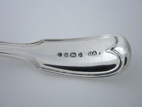 ANTIQUE VICTORIAN STERLING SILVER FIDDLE THREAD SIFTER SPOON 1849 - ADDITIONAL PHOTO 5