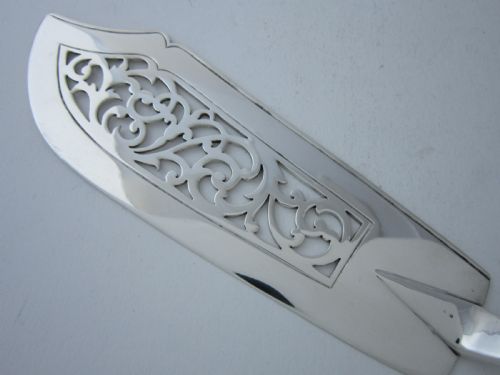 ANTIQUE VICTORIAN STERLING SILVER FIDDLE PATTERN FISH SERVERS 1877 - ADDITIONAL PHOTO 2