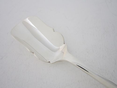 ANTIQUE GEORGE VI STERLING SILVER OLD ENGLISH STILTON SCOOP 1937 - ADDITIONAL PHOTO 1