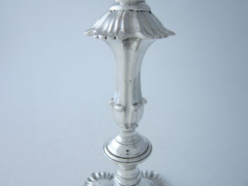 ANTIQUE GEORGE III STERLING SILVER CAST CANDLESTICKS 1760 - ADDITIONAL PHOTO 4