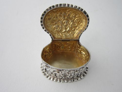 ANTIQUE VICTORIAN STERLING SILVER PILL BOX 1892 - ADDITIONAL PHOTO 4