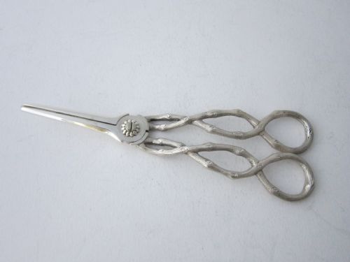 ANTIQUE VICTORIAN STERLING SILVER GRAPE SCISSORS 1847 - ADDITIONAL PHOTO 2