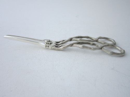ANTIQUE VICTORIAN STERLING SILVER GRAPE SCISSORS 1847 - ADDITIONAL PHOTO 4