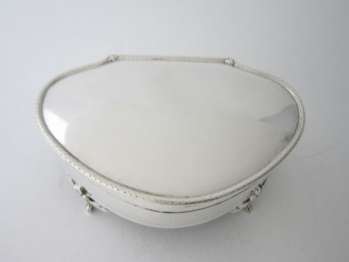 LARGE ANTIQUE GEORGE V STERLING SILVER TRINKET BOX 1914