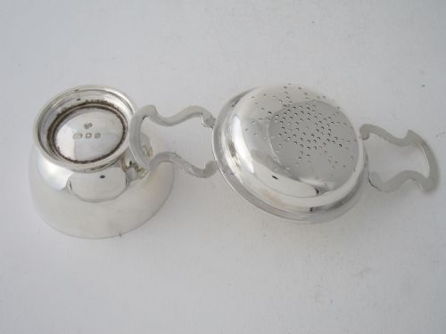 HEAVY ELIZABETH II STERLING SILVER TEA STRAINER 196970 - ADDITIONAL PHOTO 3