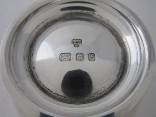 HEAVY ELIZABETH II STERLING SILVER TEA STRAINER 196970 - ADDITIONAL PHOTO 5