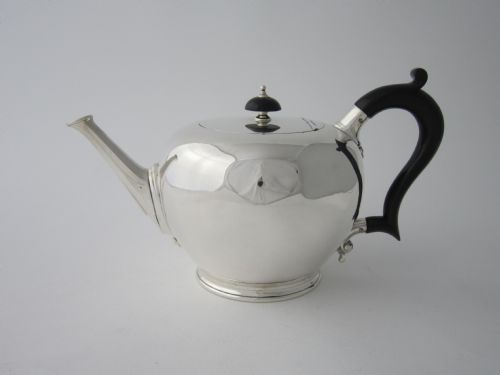 antique george vi sterling silver teapot 1936 - CATEGORY: ANTIQUE SILVER - DATED 1930