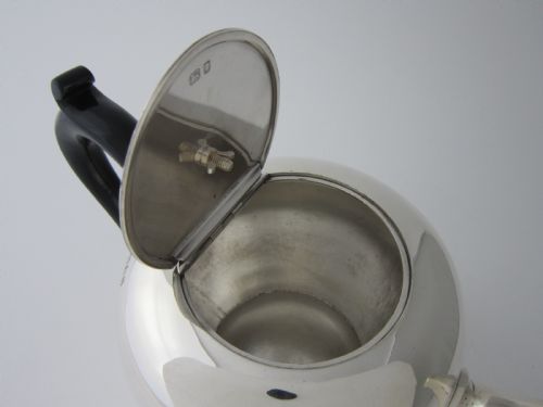 ANTIQUE GEORGE VI STERLING SILVER TEAPOT 1936 - ADDITIONAL PHOTO 4