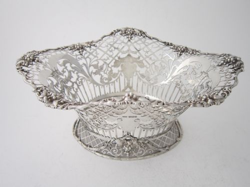 ANTIQUE GEORGE V STERLING SILVER BASKETDISH 1912 - ADDITIONAL PHOTO 1