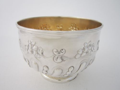 ANTIQUE EDWARDIAN STERLING SILVER SUGAR BOWL 1901 - ADDITIONAL PHOTO 1