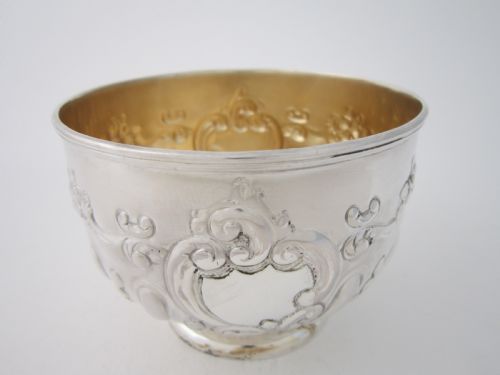 ANTIQUE EDWARDIAN STERLING SILVER SUGAR BOWL 1901 - ADDITIONAL PHOTO 2