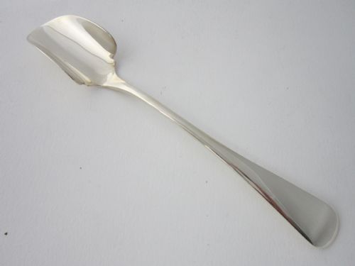 ANTIQUE GEORGE V STERLING SILVER OLD ENGLISH STILTON SCOOP 1933
