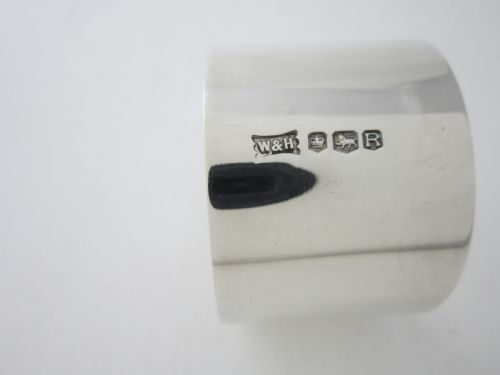 ELIZABETH II STERLING SILVER NOVELTY NAPKIN RING 1959 - ADDITIONAL PHOTO 6