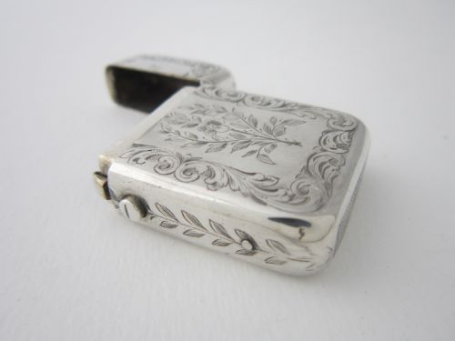 ANTIQUE VICTORIAN STERLING SILVER VESTA CASE 1873 - ADDITIONAL PHOTO 3